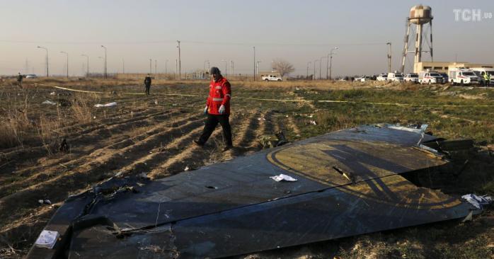 Расследование катастрофы самолета МАУ в Иране. Фото: tsn.ua