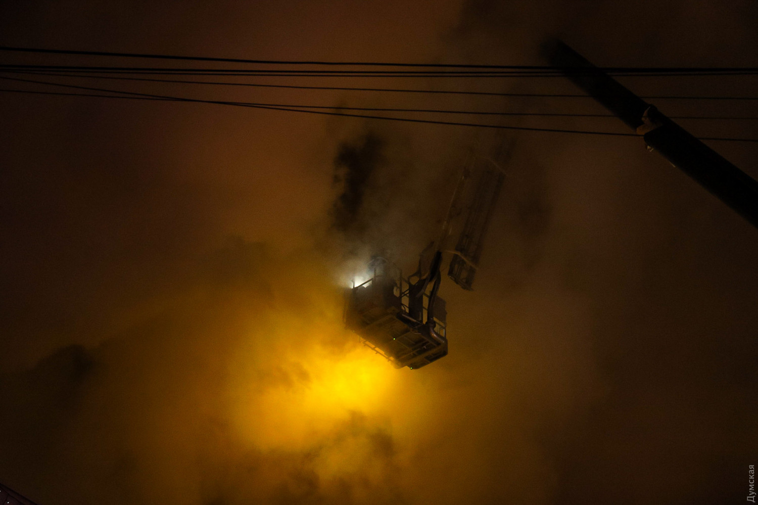 Пожар в Одессе. Фото: Думская