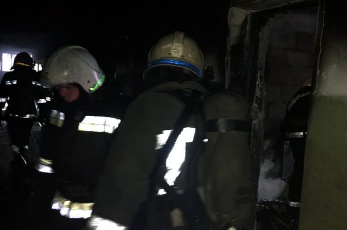 Во время пожара в общежитии, фото: ГСЧС