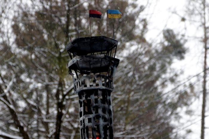Копию башни Донецкого аэропорта установили во Львове, фото: «Четверта студія»