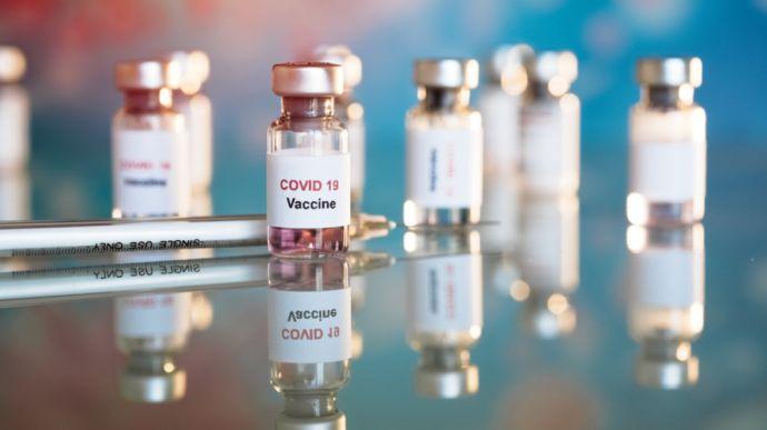 Чутки про безпліддя після COVID-вакцинації заперечили у ВООЗ. Фото: УП