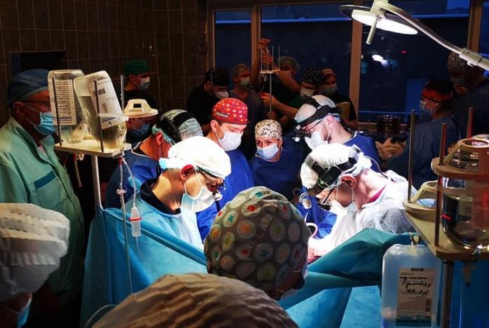 Унікальну трансплантацію органів від одного донора чотирьом пацієнтам провели у Львові — трансплантація органів