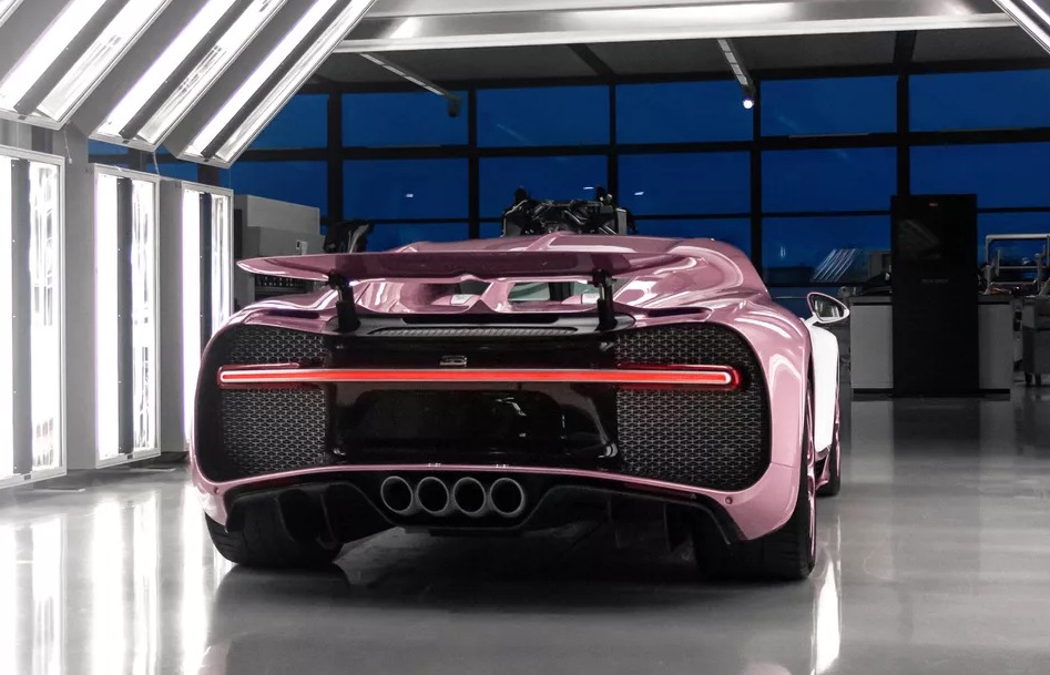 Именной гиперкар Bugatti Chiron. Фото: Cnet