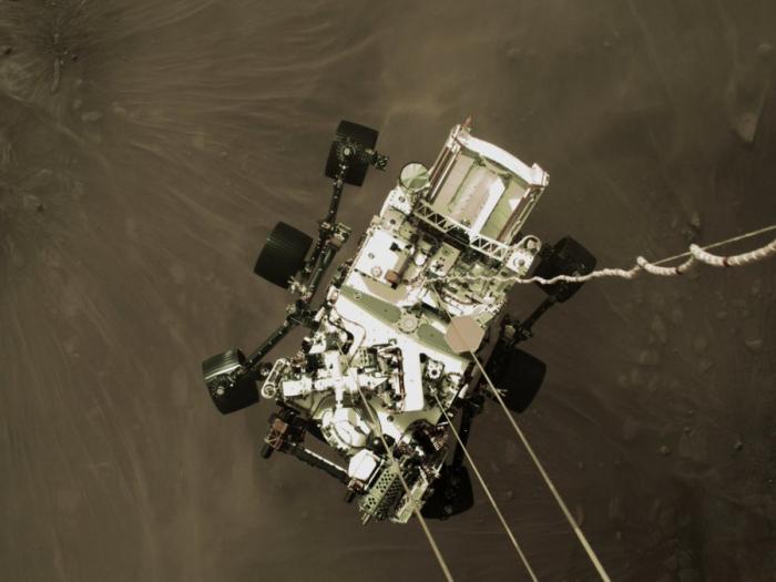 Марсоход Perseverance прислал новые фото Красной планеты, фото: NASA