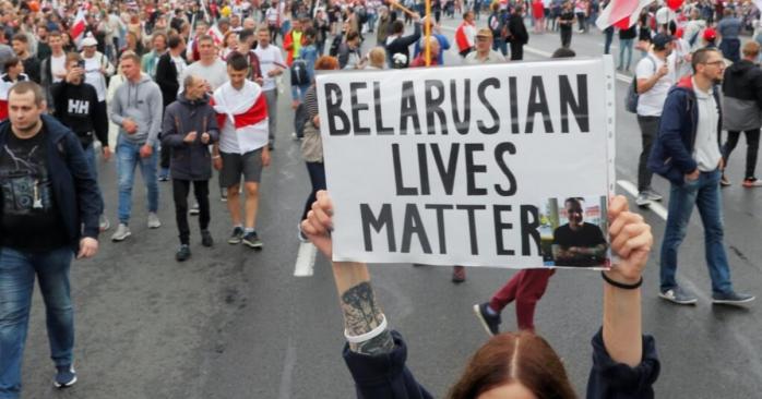 В Беларуси продолжаются репрессии против журналистов, фото: Reuters