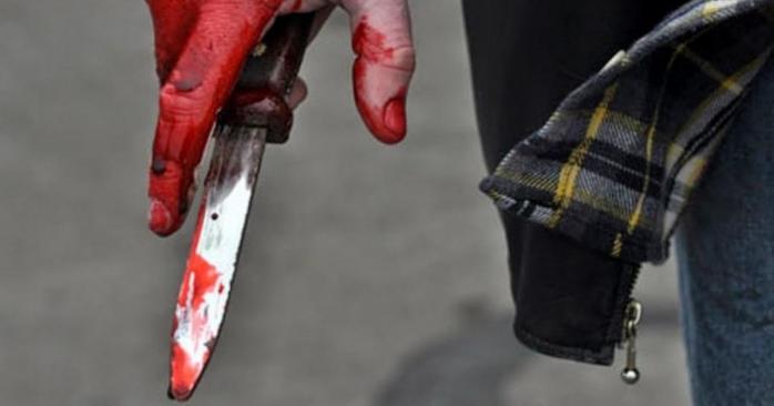 Злоумышленник с ножом ранил сотрудника консульства, фото: NewsRoom