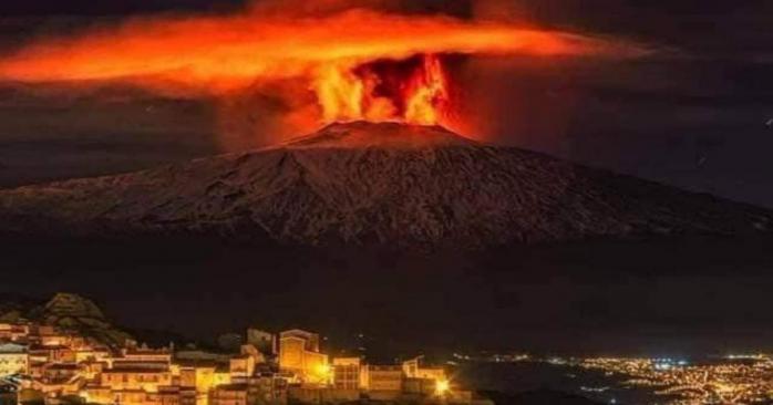 Триває виверження вулкану Етна, фото: Astrofísica y Ciencia