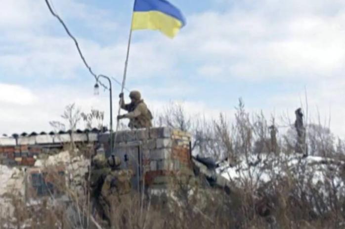 Солдат РФ напав з холодною зброєю на бійця ЗСУ — деталі інциденту на Донбасі