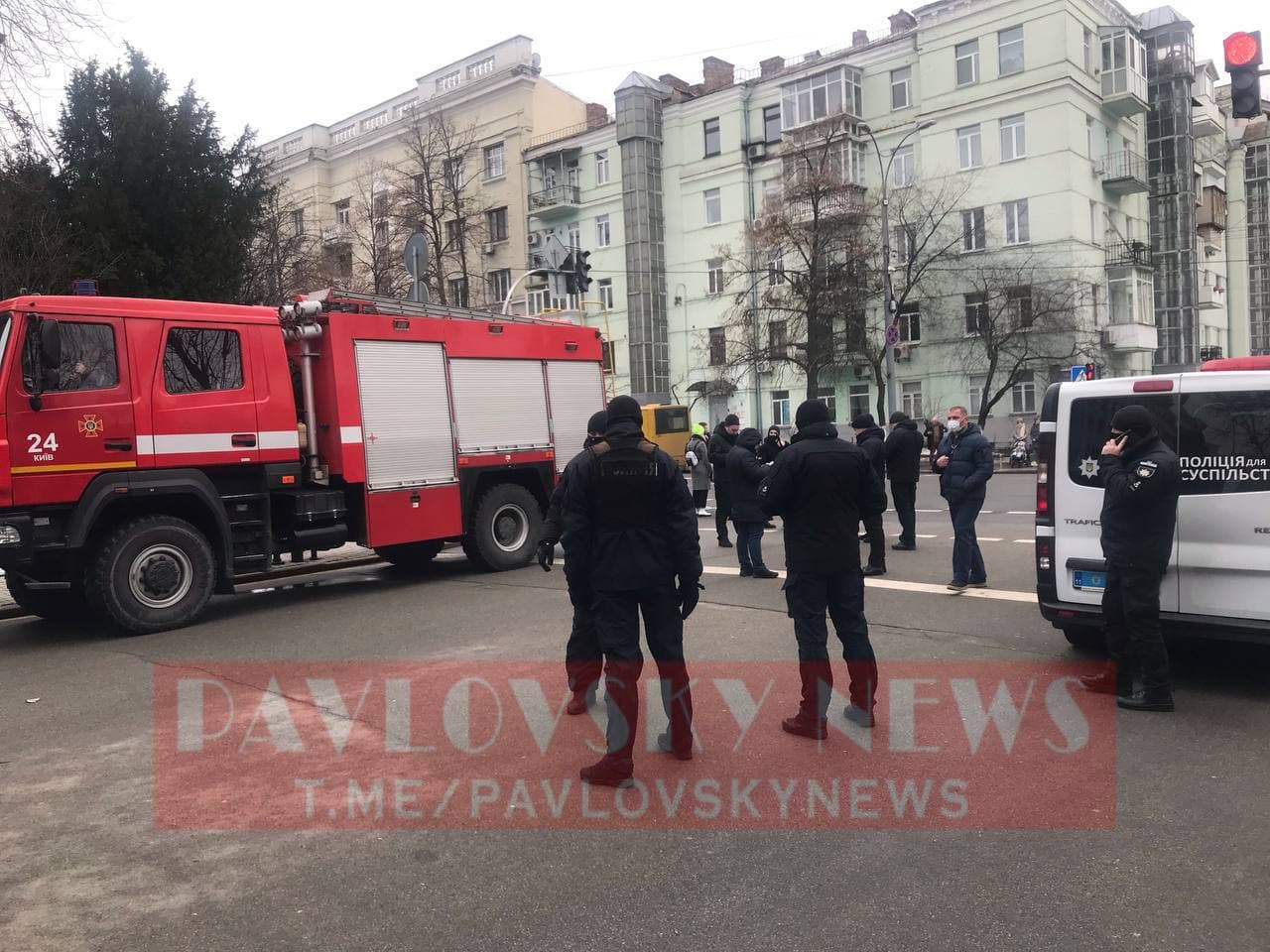 Поліція охороняє порядок у центрі Києва. Фото: PavlovskyNews