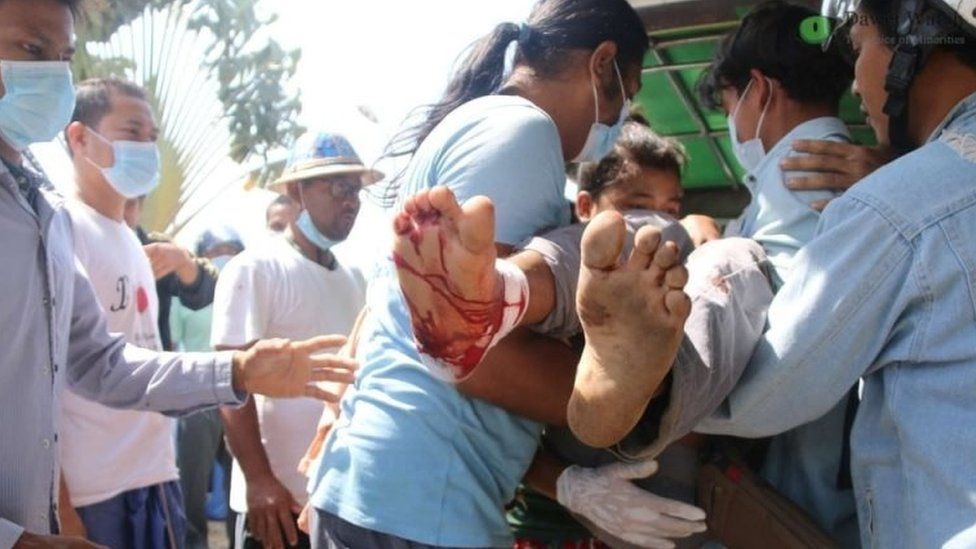 Протесты в Мьянме. Фото: BBC