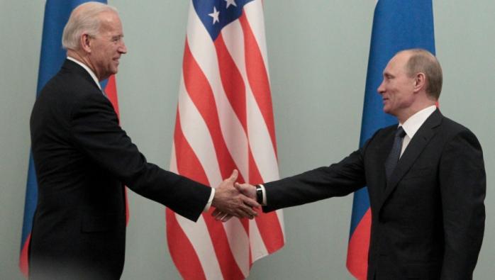 Байден введет новые санкции против РФ на этой неделе — CNN