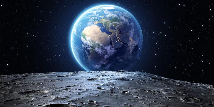 Путешествие вокруг Луны организует миллиардер из Японии. Фото: m24.ru
