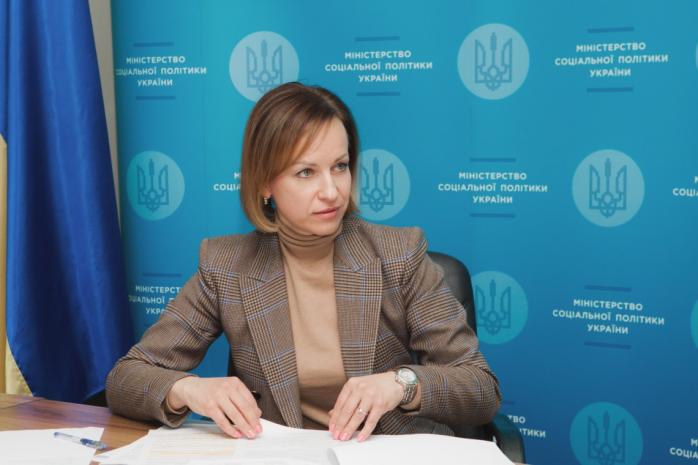 Министр социальной политики Марина Лазебная. Фото: СІД