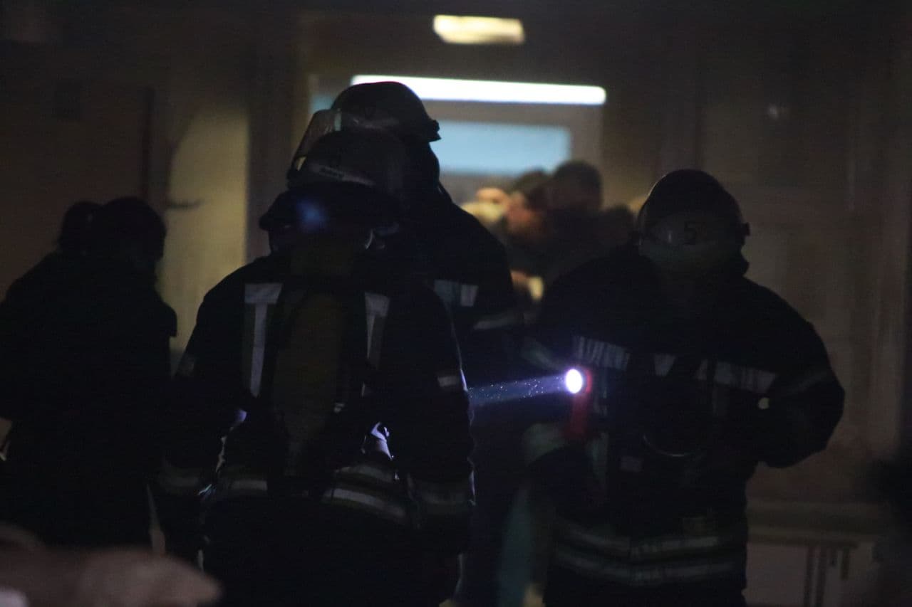 Реанимация COVID-больницы горела в Киеве, фото — ГСЧС