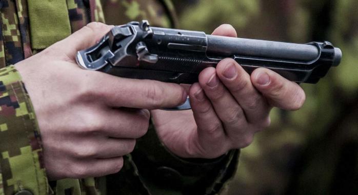 Дозвіл на зброю в Україні можна буде отримати онлайн. Фото: slovoidilo.ua