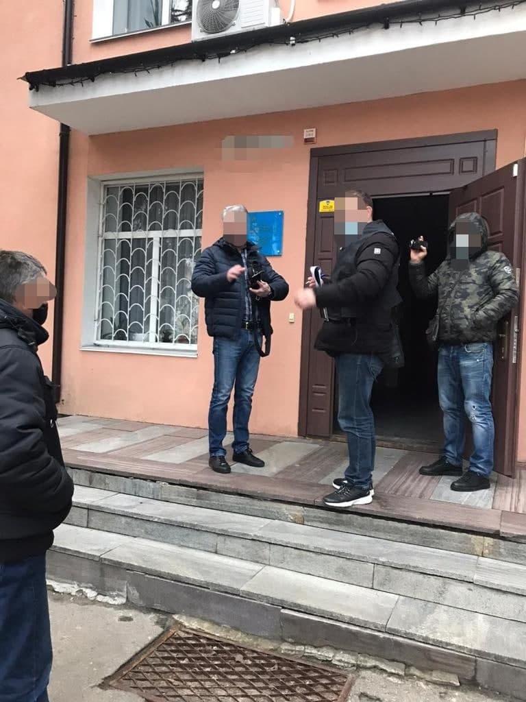 На хабарі в 1,4 млн грн упіймали голову ОТГ Київщини, фото — Офіс генпрокурора