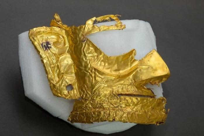 Золотую маску I тысячелетия до н.э. нашли в Китае, фото — CNN