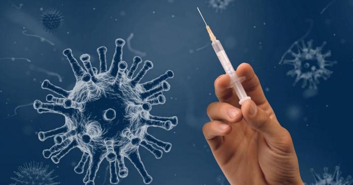 В Україні триває вакцинація від коронавірусу