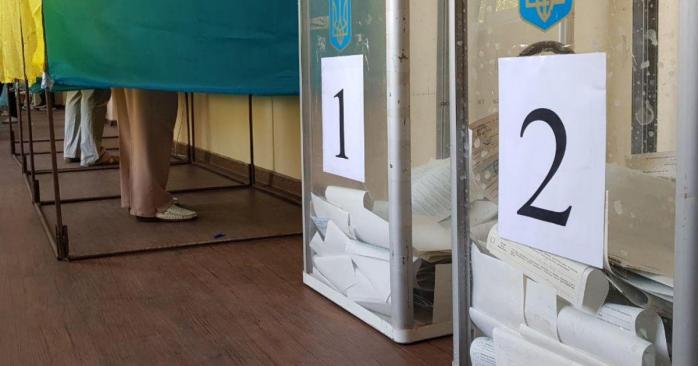 В Украине начались довыборы в Верховную Раду, фото: «Ракурс»