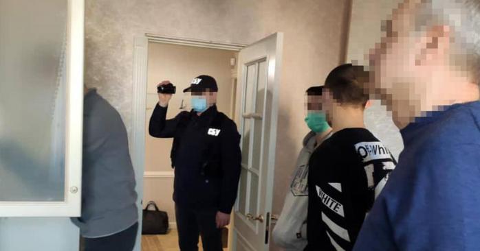 СБУ провела десятки обшуків у членів організації Медведчука. Фото: СБУ