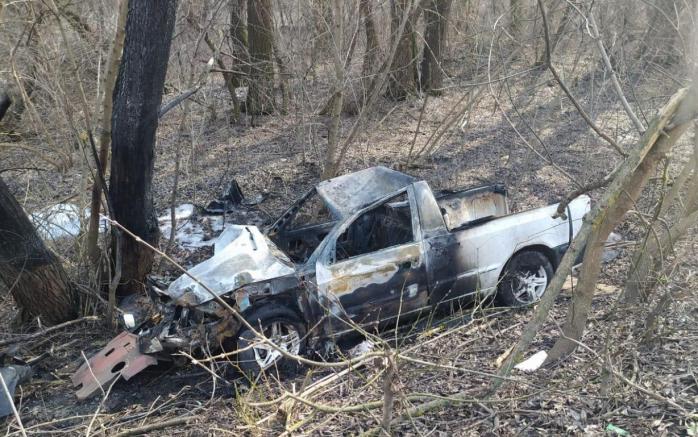 П’яний водій збив на смерть двох хлопчиків на Вінничині, його авто загорілося, фото — Нацполіція