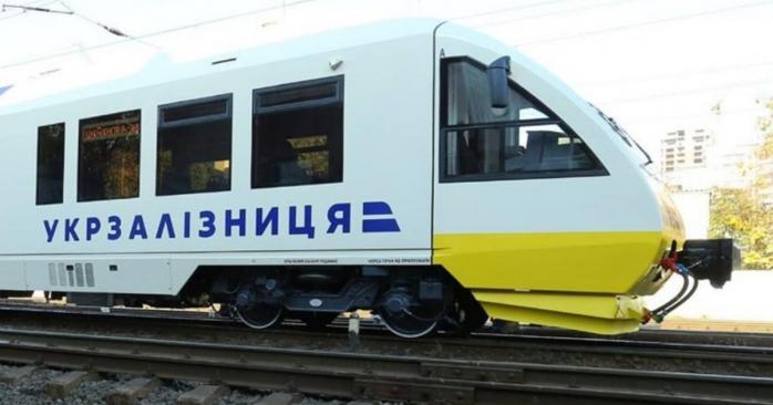 Крадіжка кабелю зупинила поїзди «Укрзалізниці», фото: «Конкурент» 