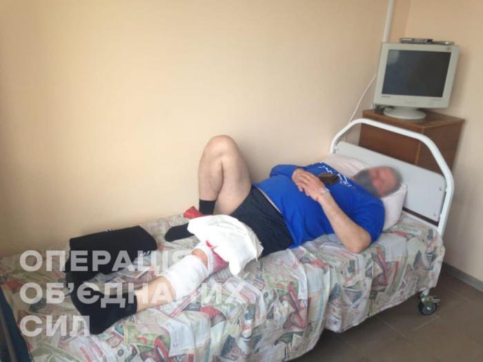 Оккупанты ранили мирного жителя на Донбассе, фото: штаб ООС