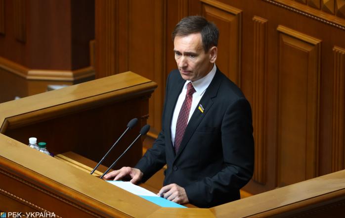 Законопроект Зеленского о ликвидации ОАСК прокомментировали в «Слуге народа». Фото: РБК-Украина