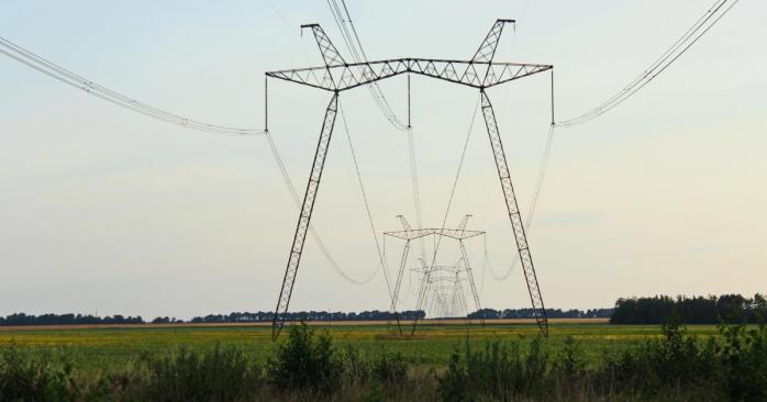 Україна знову поновила імпорт електроенергії з Росії