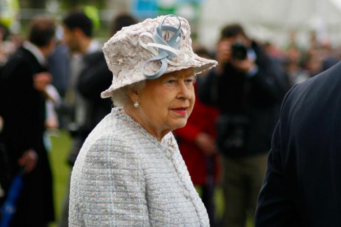 Єлизаветі II виповнюється 95 років - королева скасувала святковий салют 