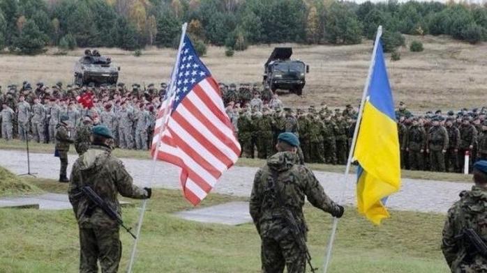 Увеличить военную помощь Украине готов Сенат США