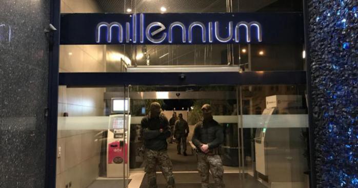 Обыски в ТЦ Millenium. Фото: Схемы