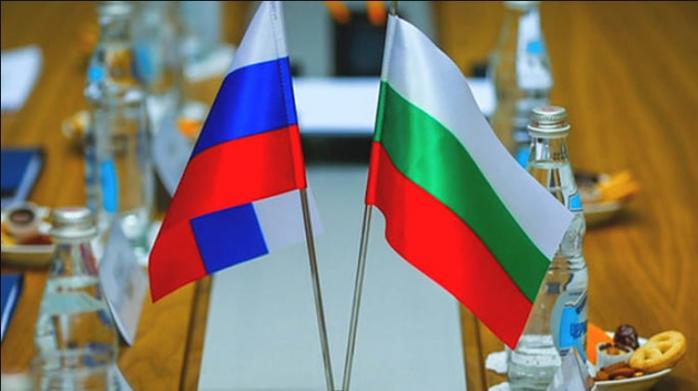 Болгария присоединилась к дипломатической войне с РФ