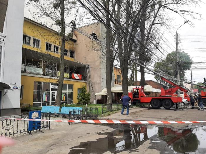 Во время масштабного пожара в Виннице, фото: ГСЧС
