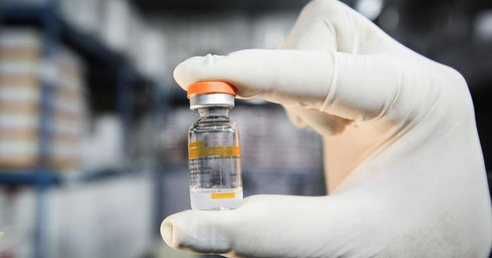 В Україні триває вакцинація від коронавірусу, фото: Agência Brasília