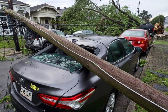 Потужний торнадо вдарив по Луїзіані - новини США