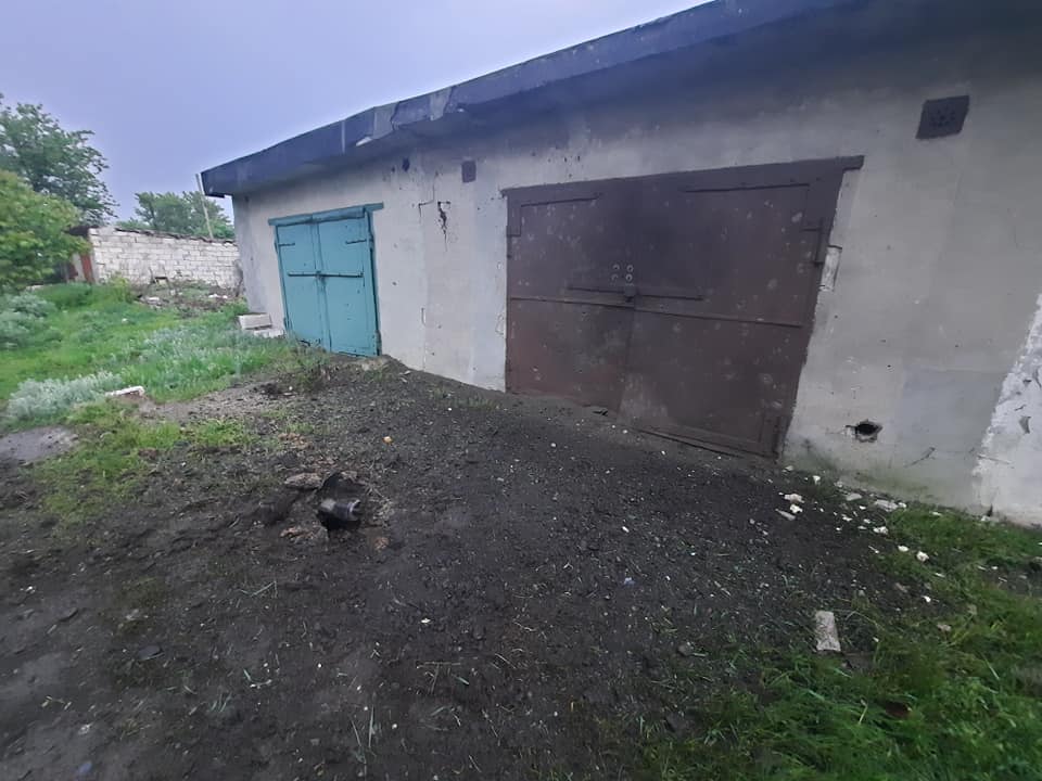 Оккупанты ракетами обстреляли поселок на Донбассе. Фото: 10 горно-штурмовая бригада в Facebook
