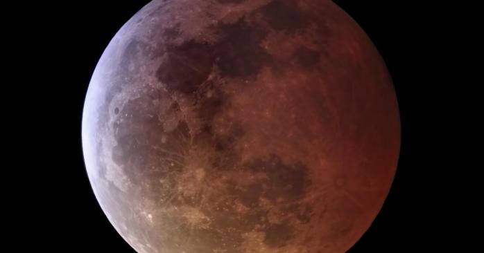 26 мая наблюдалось необычное лунное затмение, фото: NASA