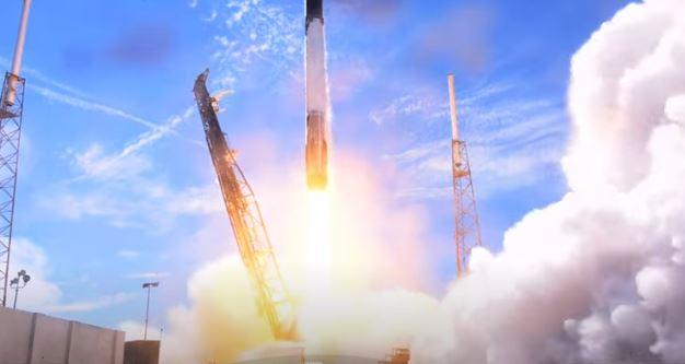 SpaceX здійснила 100 успішних запусків «космічної маршрутки»