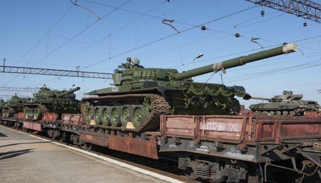 Россия завезла на Донбасс новое вооружение. Фото: Укринформ