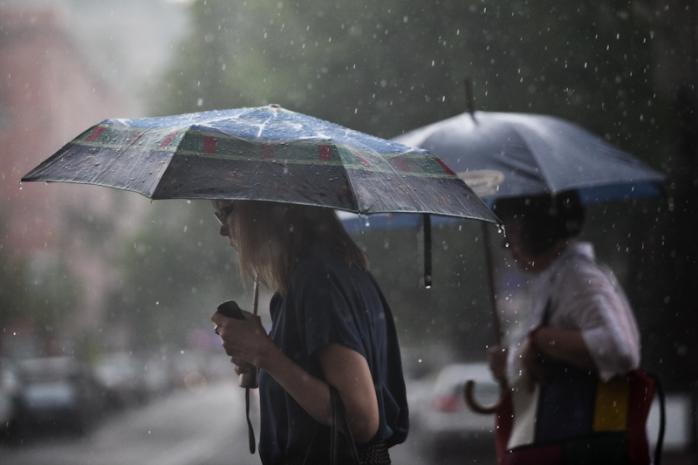 Дожди и грозы – погода в Украине на 2 июня. Фото: versii.if.ua