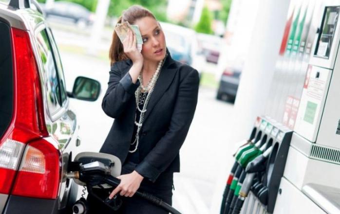 АЗС разрешили поднять цены на бензин