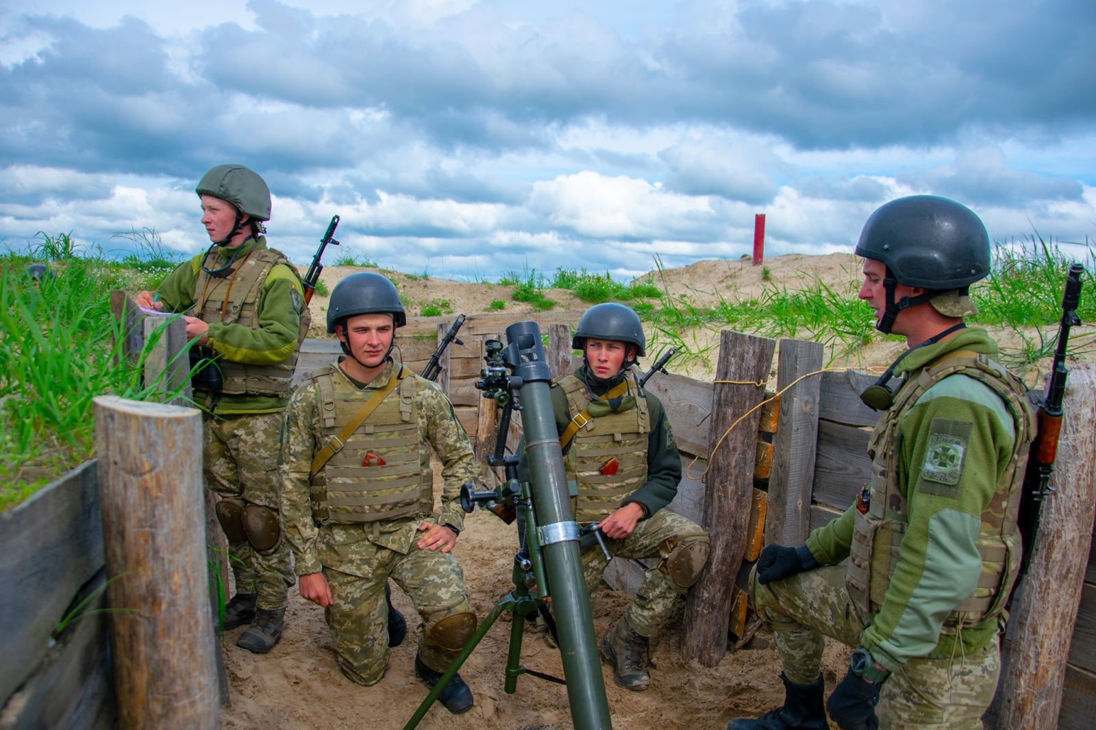 Охрану границы с Беларусью усилили минометными расчетами. Фото: ГПСУ