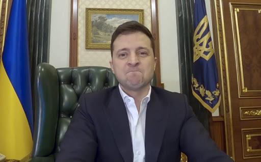 Зеленський ветував закон про старост, який протягував "слугу" в КСУ, скріншот відео