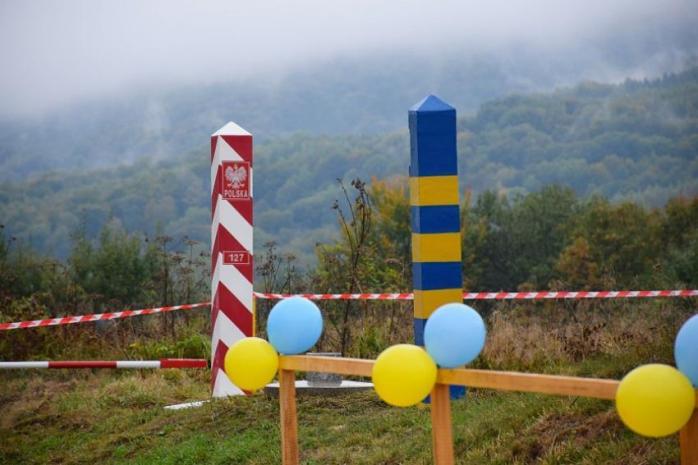 Німці на велосипедах заїхали в Україну - думали, що ми в ЄС 