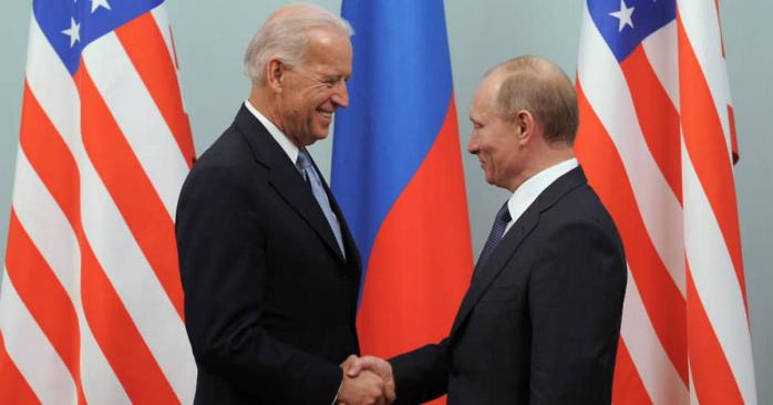 Джо Байден и Владимир Путин, фото: «Коммерсант»