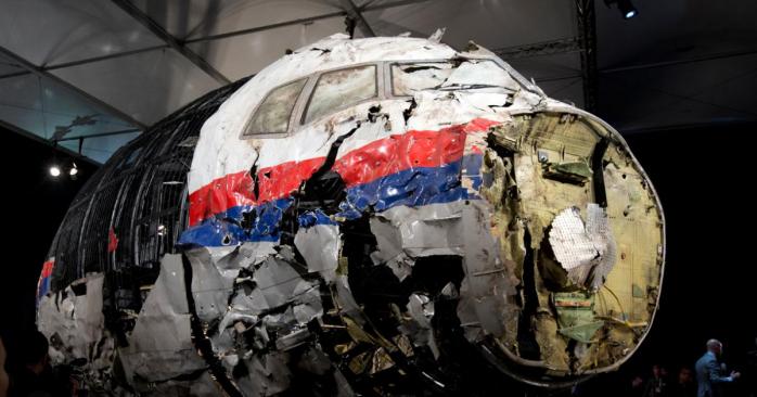 Наслідки авіакатастрофи рейсу MH17, фото: «РБК»