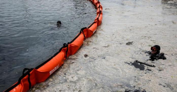 Забруднення у Мармуровому морі, фото: Reuters