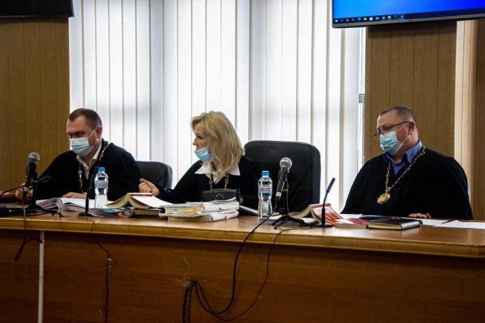 ВРП звільнила суддів, які дали Стерненку сім років у справі про 300 гривень. Фото: ФБ