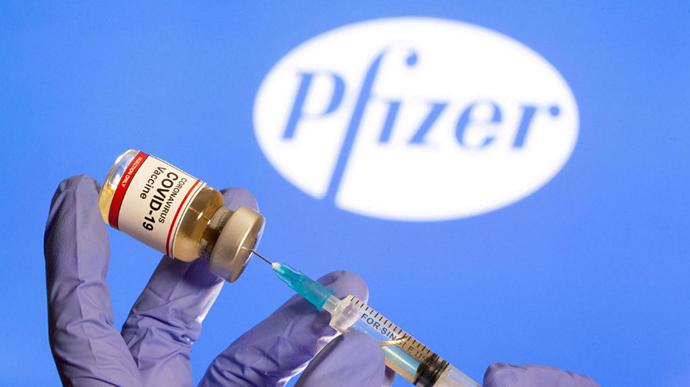 Вакцинация нардепов Pfizer – в Раде подтвердили подлинность письма Минздрава